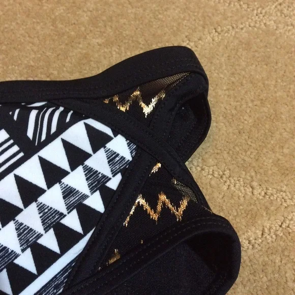 Ashley Graham X S4A NWOT Roaring Swim Bottom, 4 - Picture 2 of 7